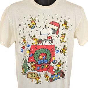Snoopy Christmas T Shirt Mens Size Medium North Pole Holiday Woodstock Presents
